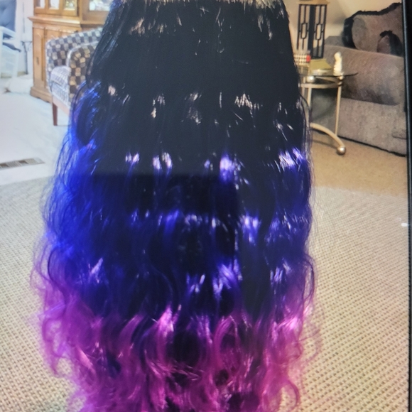 Hand Sewn Wig - Picture 3 of 4